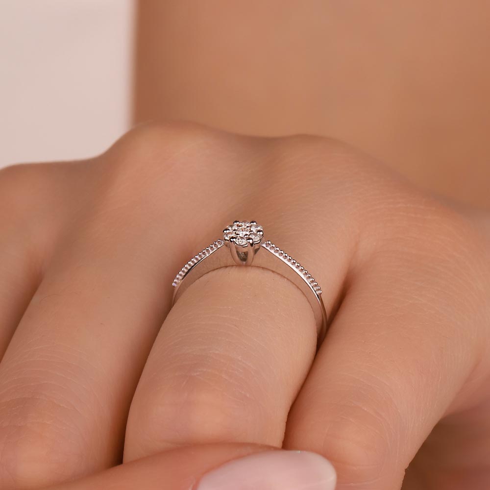 0,1 Karat Pırlantalı Taşlı Coronet Yüzük