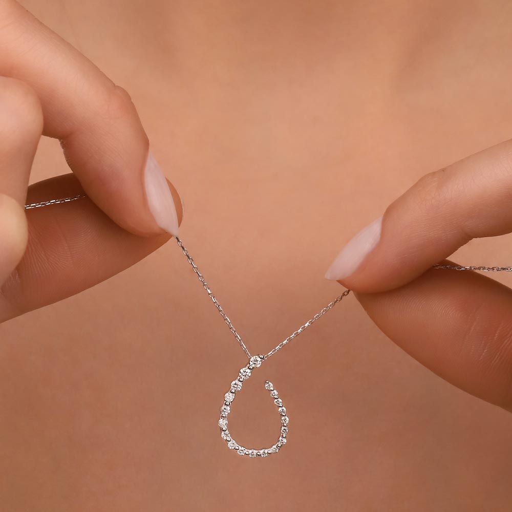 0,29 Karat Pırlanta Taşlı Kuyruklu Yıldız Kolye