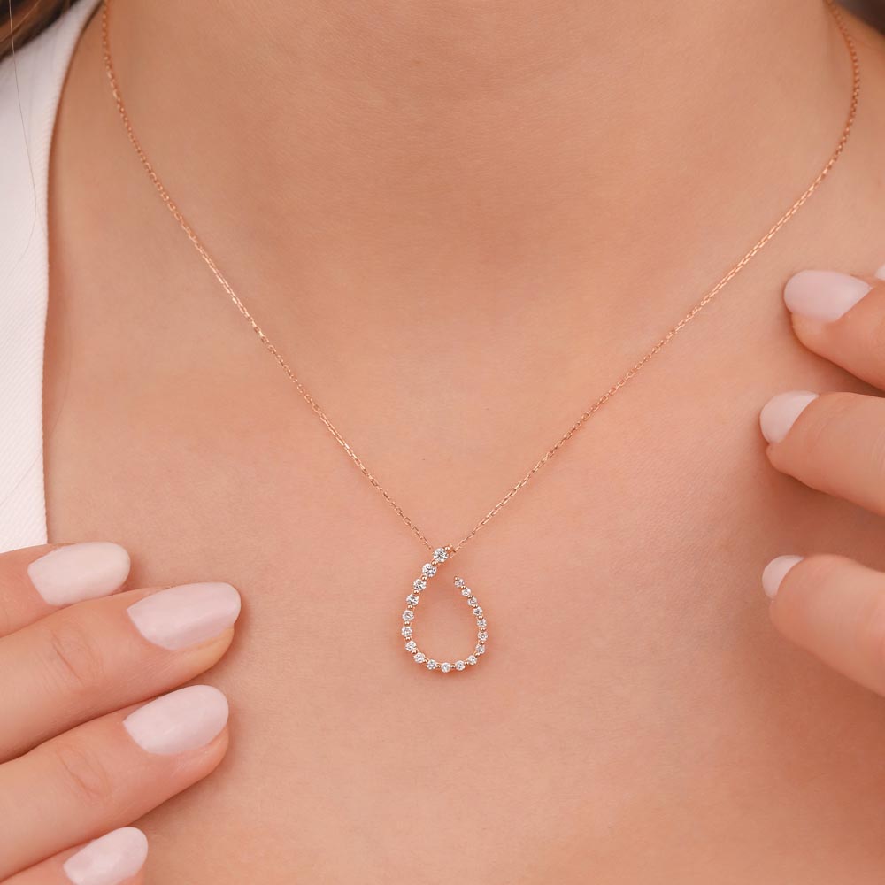 0,29 Karat Pırlanta Taşlı Yıldız Tasarımlı Kolye - LP03500