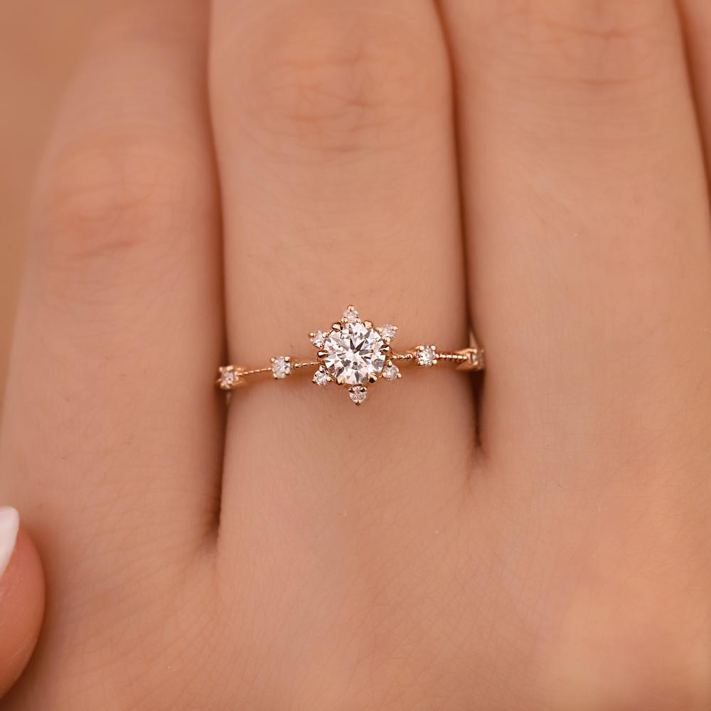 0,32 Karat Pırlantalı Lotus Vintage Tektaş Yüzük - LP03593