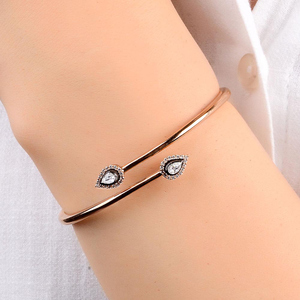 0,36 Karat Pırlanta Taşlı Damla Kesim Elmas  Bileklik - LP03894