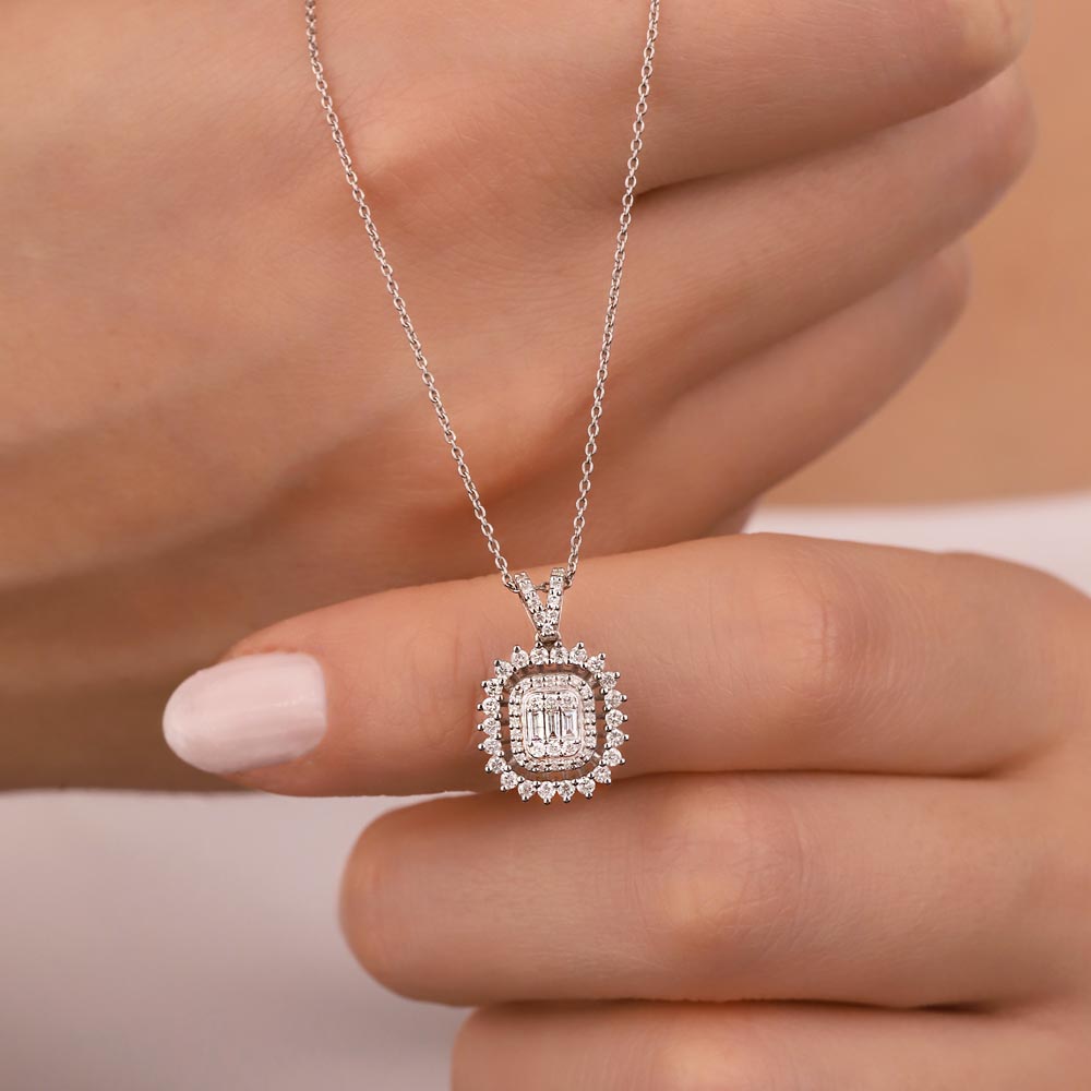 0,4 Karat Pırlanta Baget Taşlı - LP02571