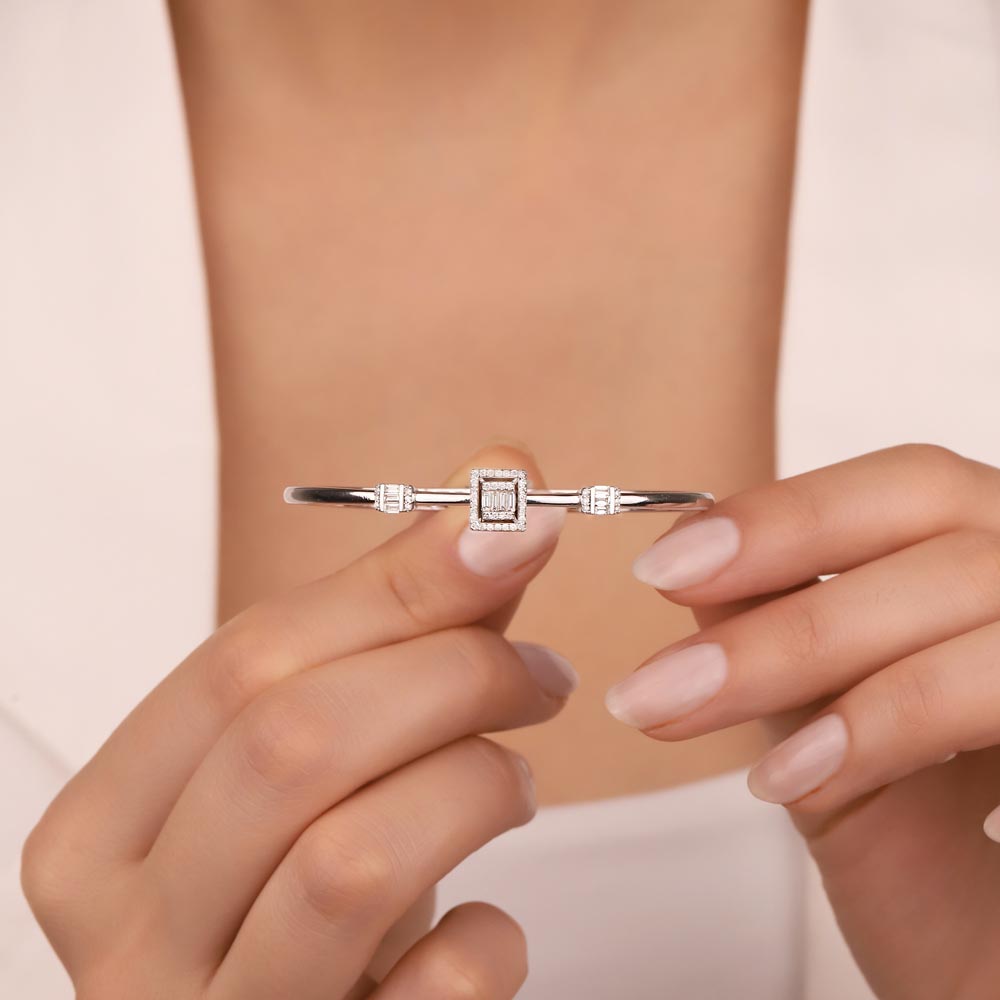 0,46 Karat Pırlanta Baget Taşlı Bileklik - LP00856