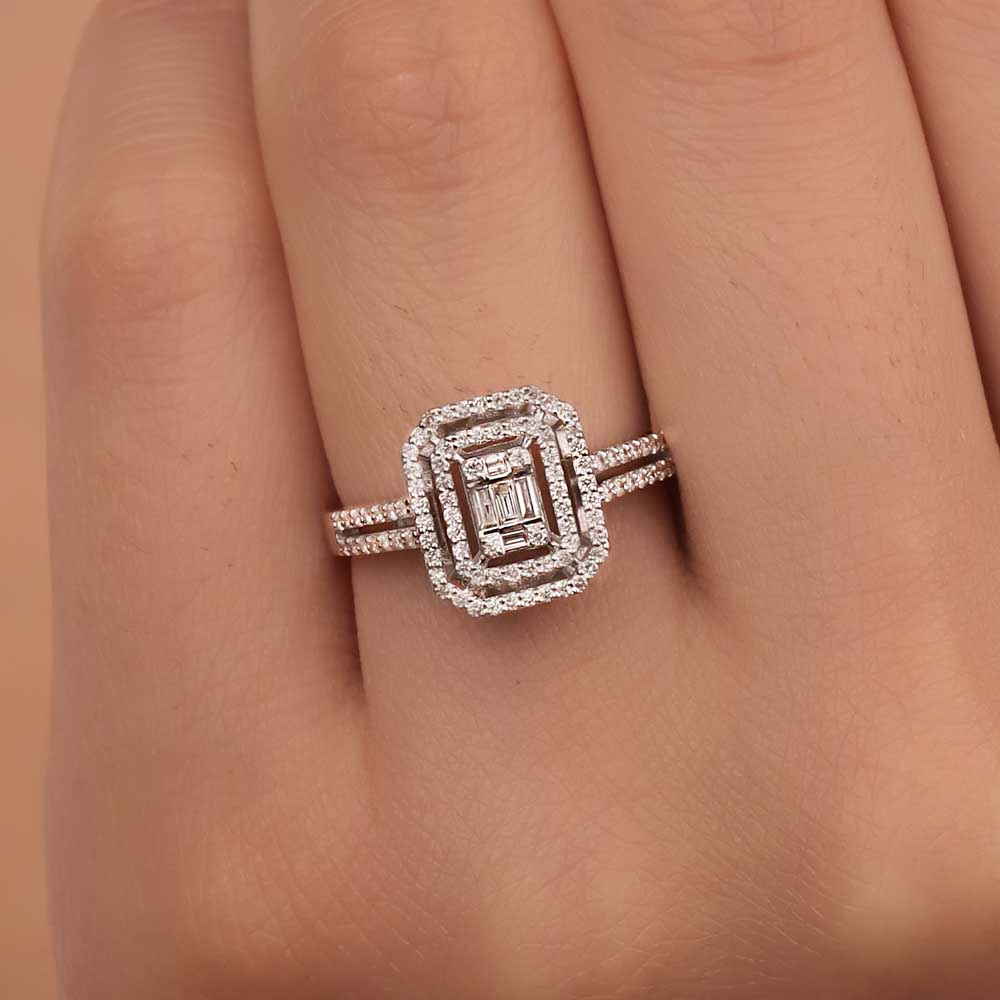 0,46 Karat Pırlanta Taşlı Baget Yüzük - LP05417