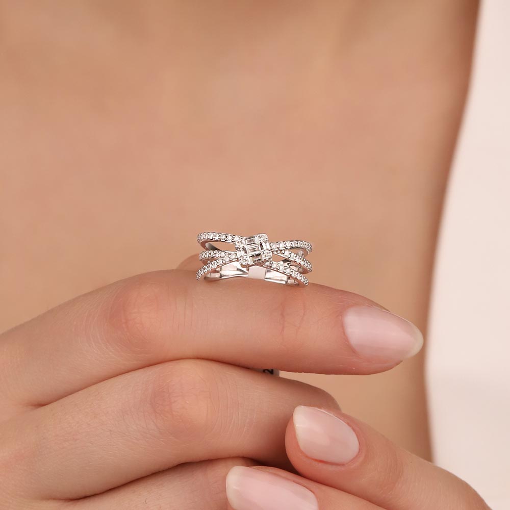 0,6 Karat Pırlanta Taşlı Bayan Yüzük - LP03617