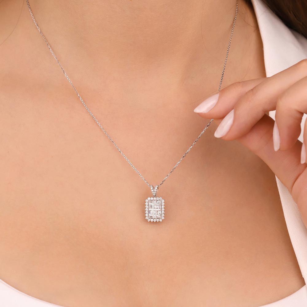 0,65 Karat Pırlanta Baget Taşlı Kolye - LP01861