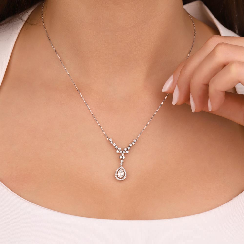 0,67 Karat Pırlanta Baget Taşlı Kolye - LP03854