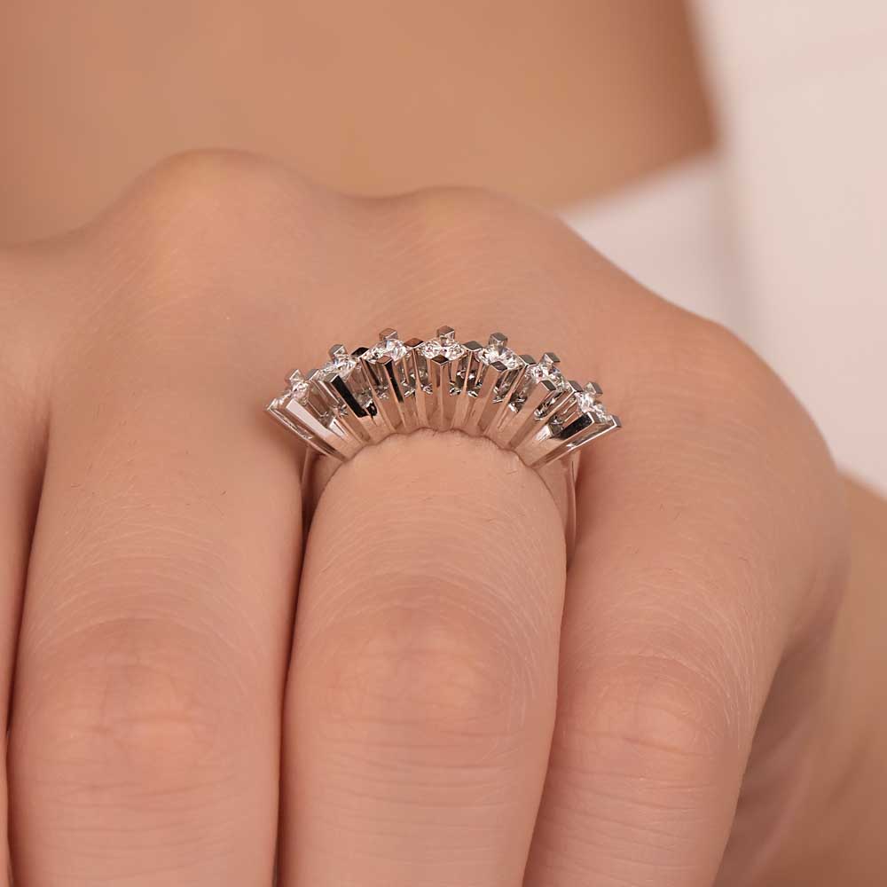 0,67 Karat Pırlantalı Yedi Taş Çapraz Alyans Yüzük - LP05383