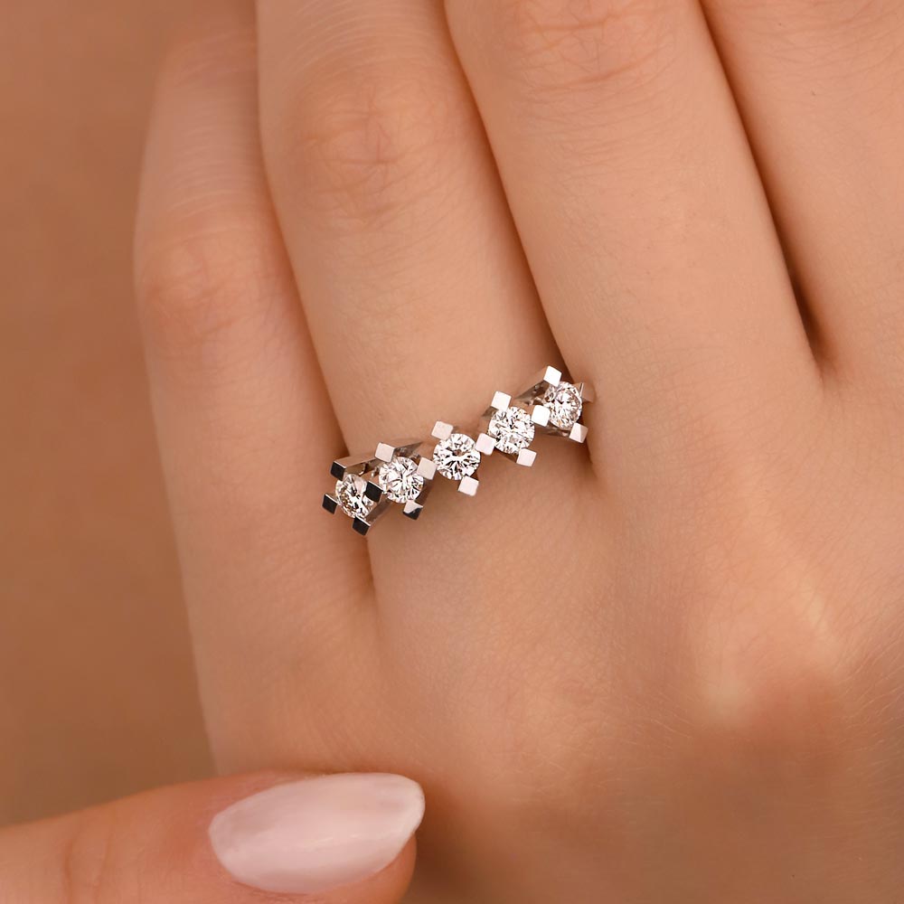 0,71 Karat Pırlanta Beştaş Yüzük - LP00056