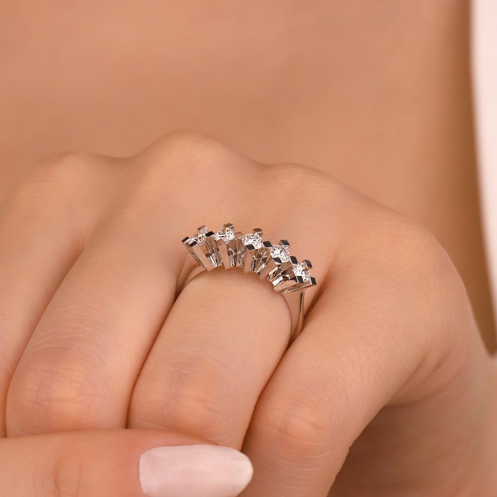 0,71 Karat Pırlanta Beştaş Yüzük - LP00056