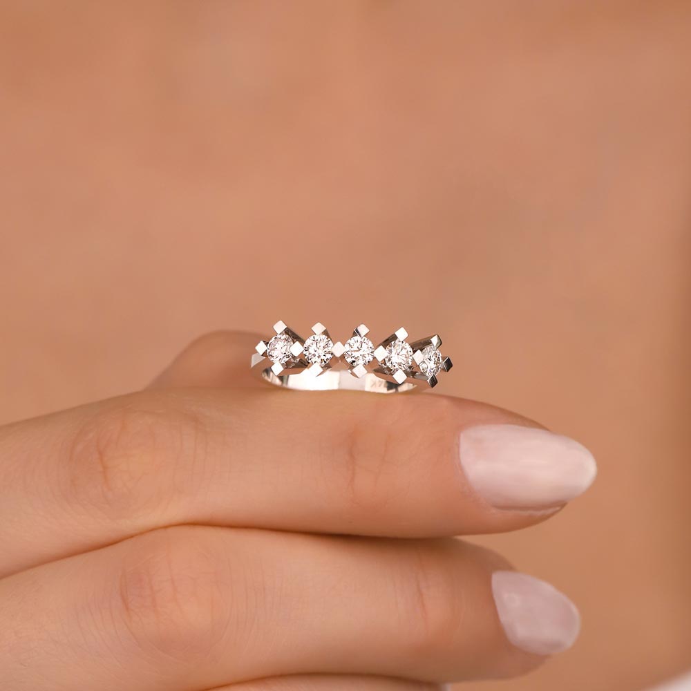 0,71 Karat Pırlanta Beştaş Yüzük - LP00056