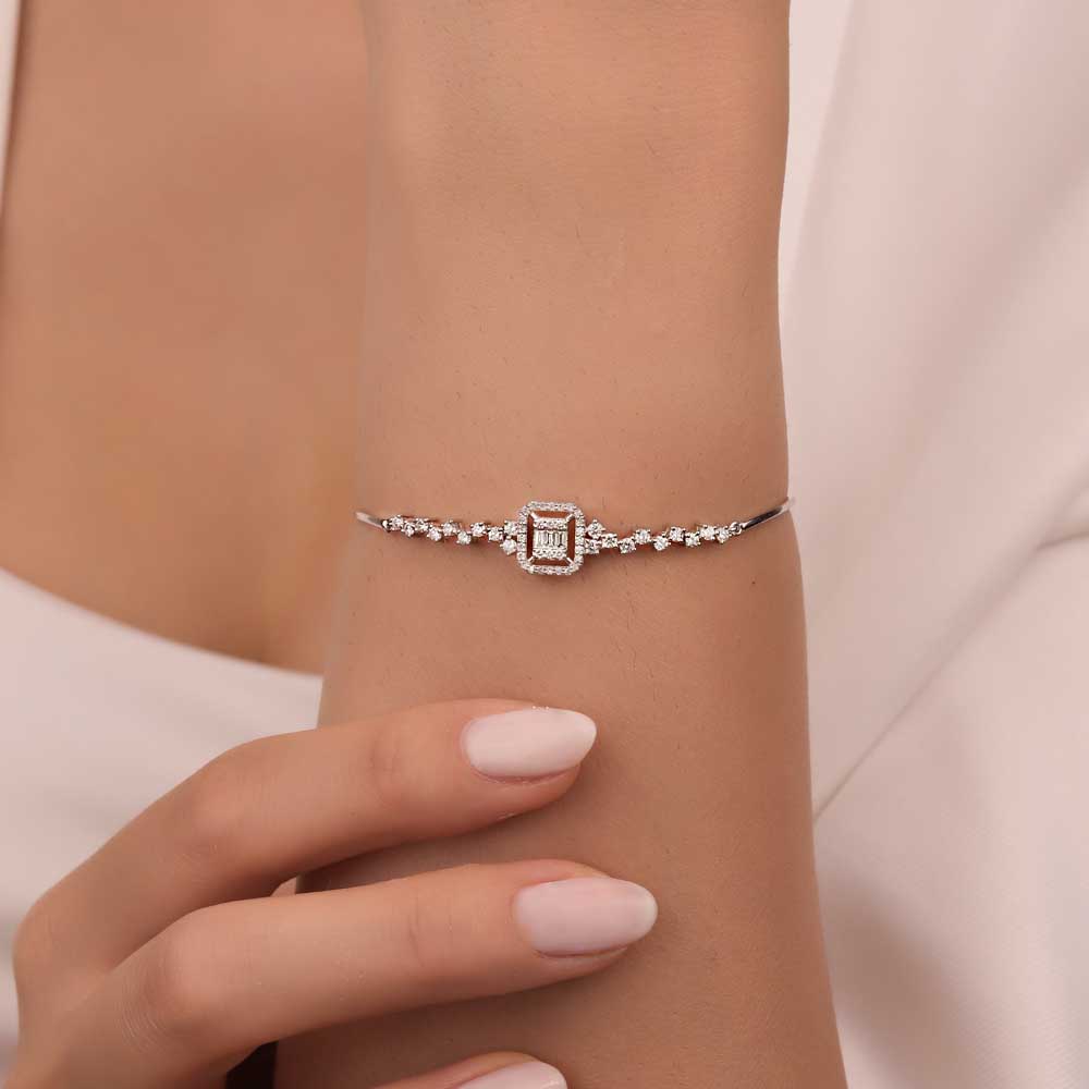 0,75 Karat Pırlanta Taşlı Baget Bileklik - LP05373