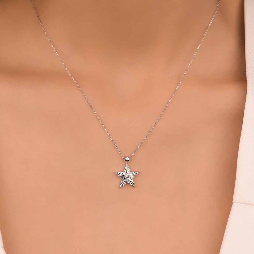 0.02 Karat Pırlantalı Yıldız Hediyelik Kolye  - FP06592