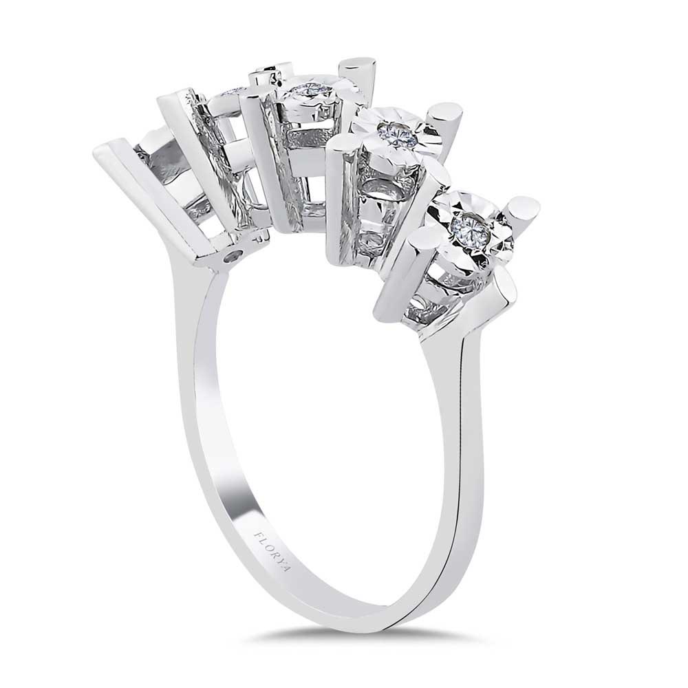 0.15 Karat Kalem İşlemeli Beştaş Pırlanta Yüzük