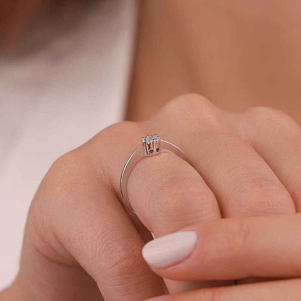 0.16 Karat Coronet Pırlanta Yüzük - FP01512