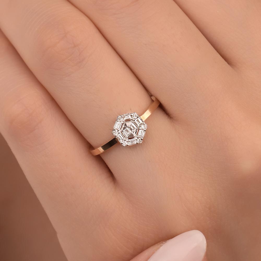 0.20 Karat Özel Tasarım Baget Pırlanta Yüzük - FP03344