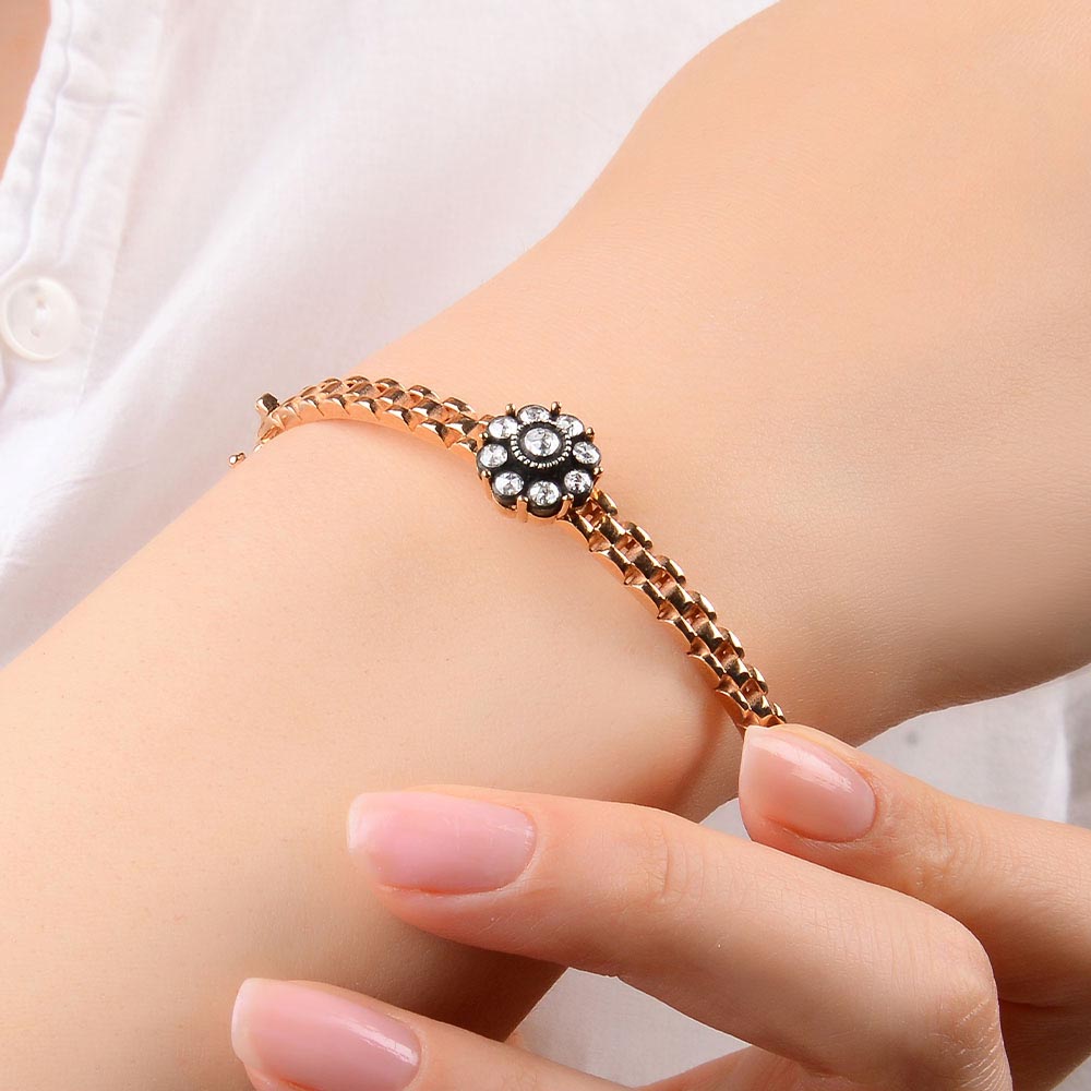 0,28 Karat Gül Elmas Kelepçe - LP00672