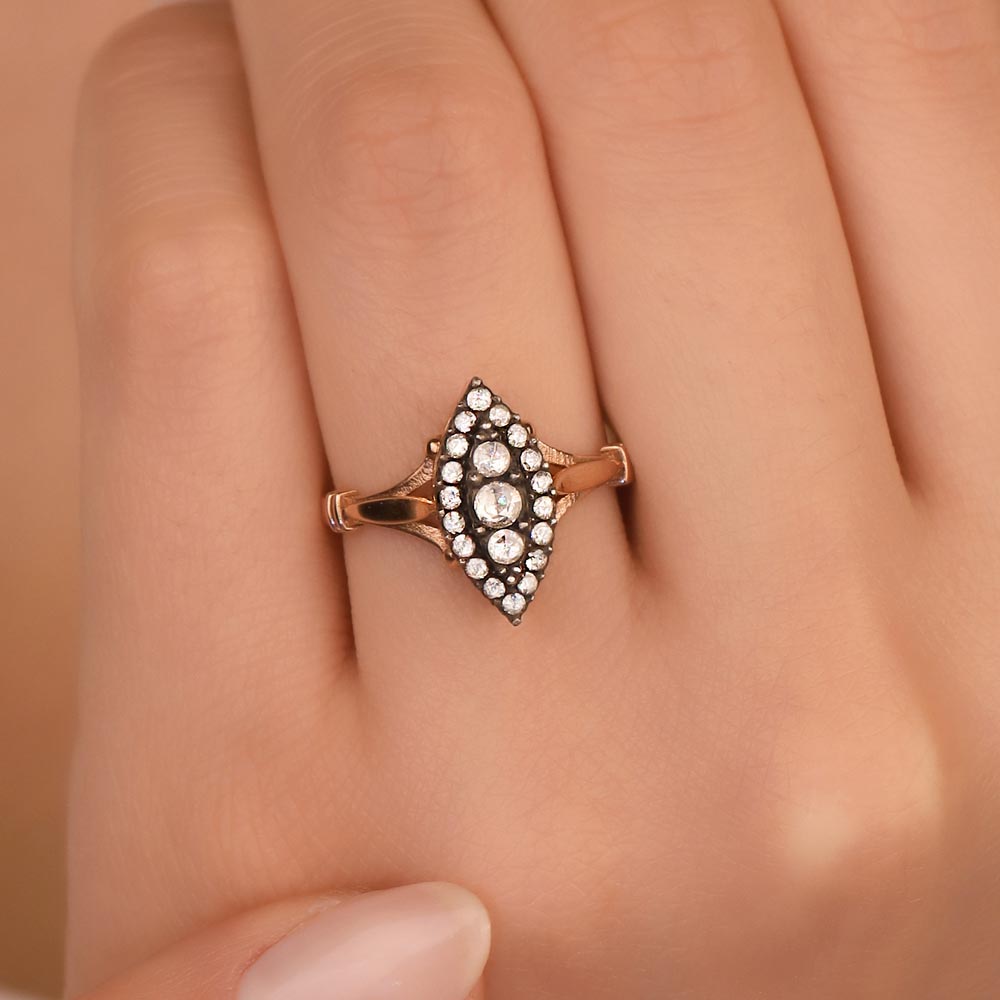 0,28 Karat Pırlanta Taşlı Elmas Yüzük - LP03237
