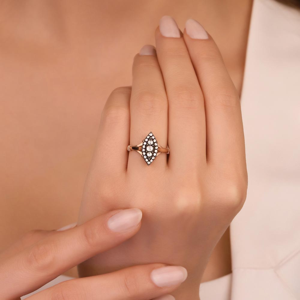 0,28 Karat Pırlanta Taşlı Elmas Yüzük - LP03237