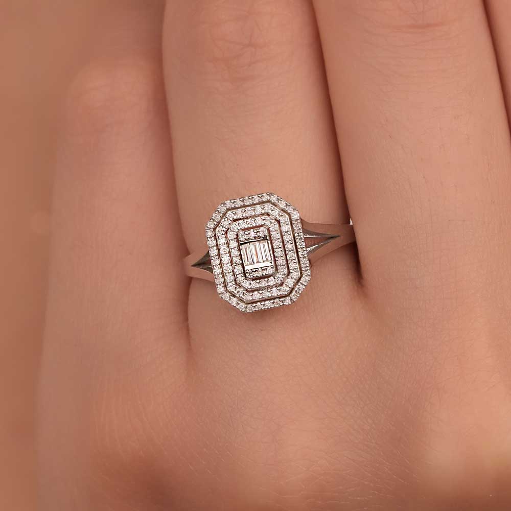 0.32 Karat Laboratuvar Pırlanta Damla Baget Yüzük - FP09392