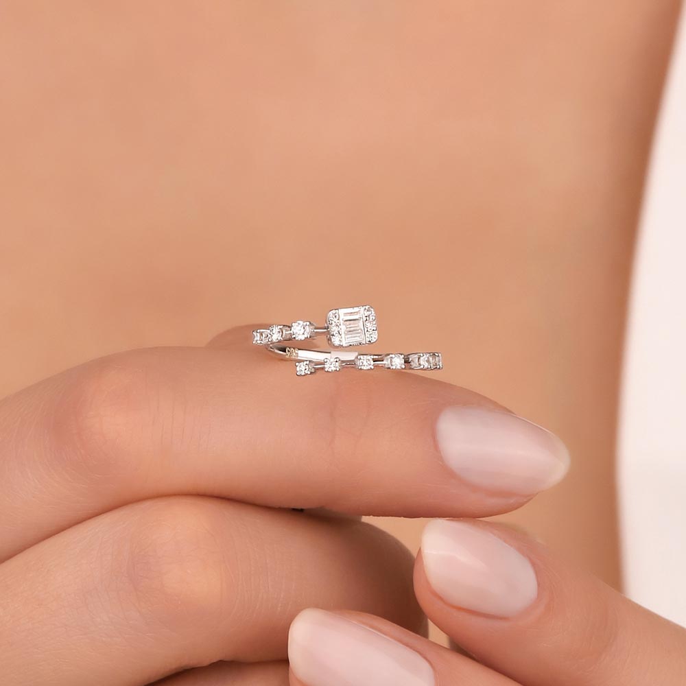 Baget Yüzükler 0,32 Karat Laboratuvar Pırlanta Özel Tasarım Prism Baget Yüzük - FP07878