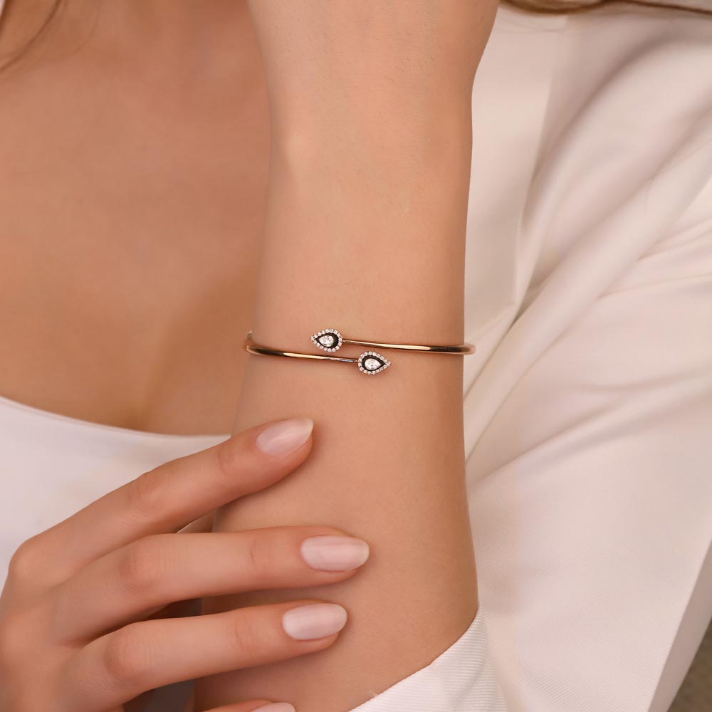 0.34 Karat Damla Taşlı Elmas Kelepçe Bileklik - FP02855