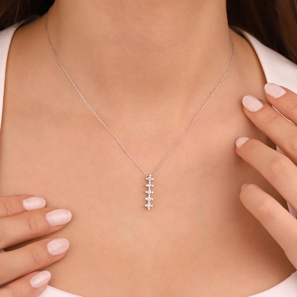 0,37 Karat Pırlanta Beştaş Kolye - LP03708