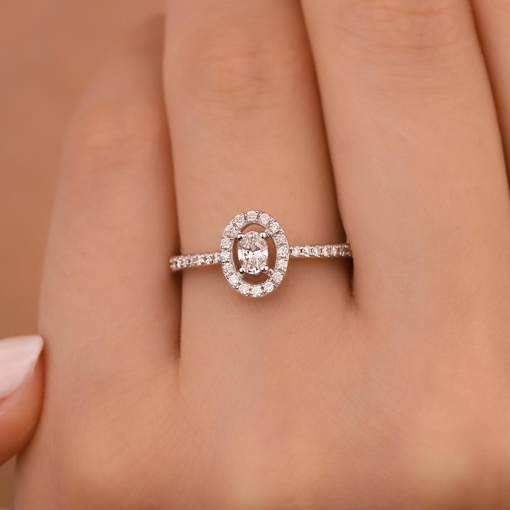 0,38 Karat Lab Pırlanta Oval Halo Tektaş Yüzük