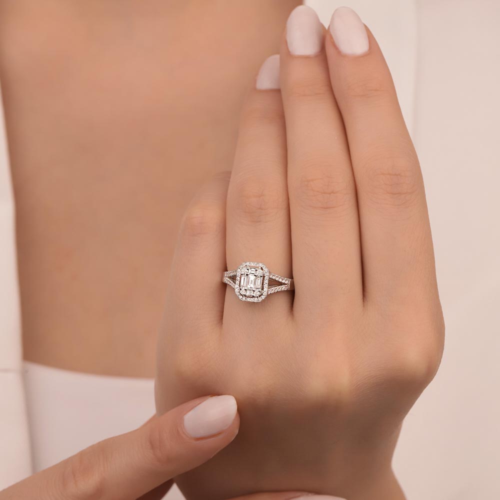 Baget Yüzükler 0.40 Karat Çift V Kollu Baget Pırlanta Yüzük