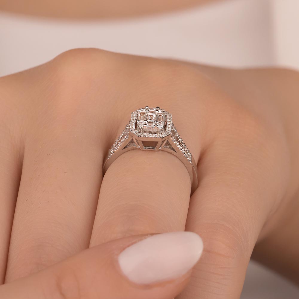 Baget Yüzükler 0.40 Karat Çift V Kollu Baget Pırlanta Yüzük