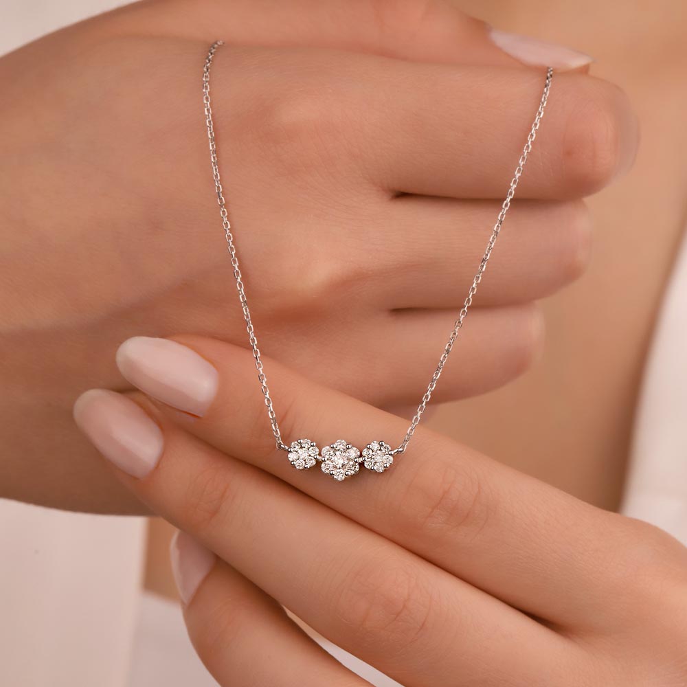 0,43 Karat Pırlantalı Üçtaş Bayan Kolye - LP03731
