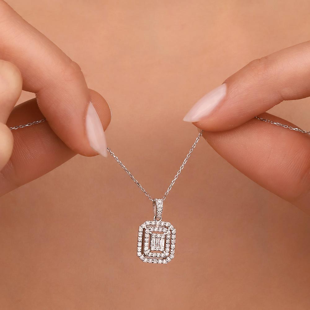 0,45 Karat Laboratuvar Pırlanta Baget Taşlı Kolye - FP03384