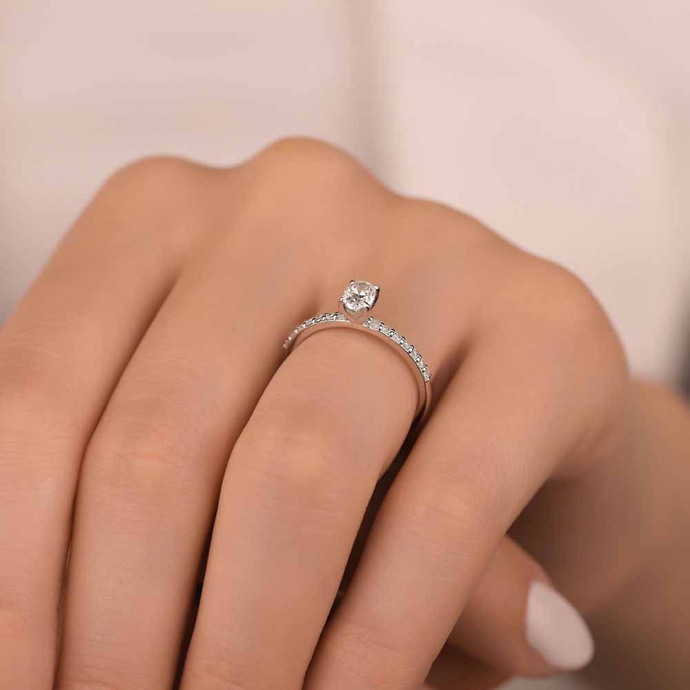 0,60 Karat Laboratuvar Pırlanta Oval Tektaş Yüzük - FP12213