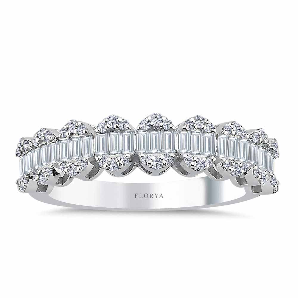 0,61 Karat Laboratuvar Pırlanta Baget Yarımtur Dainty Tasarım Yüzük - FP06435