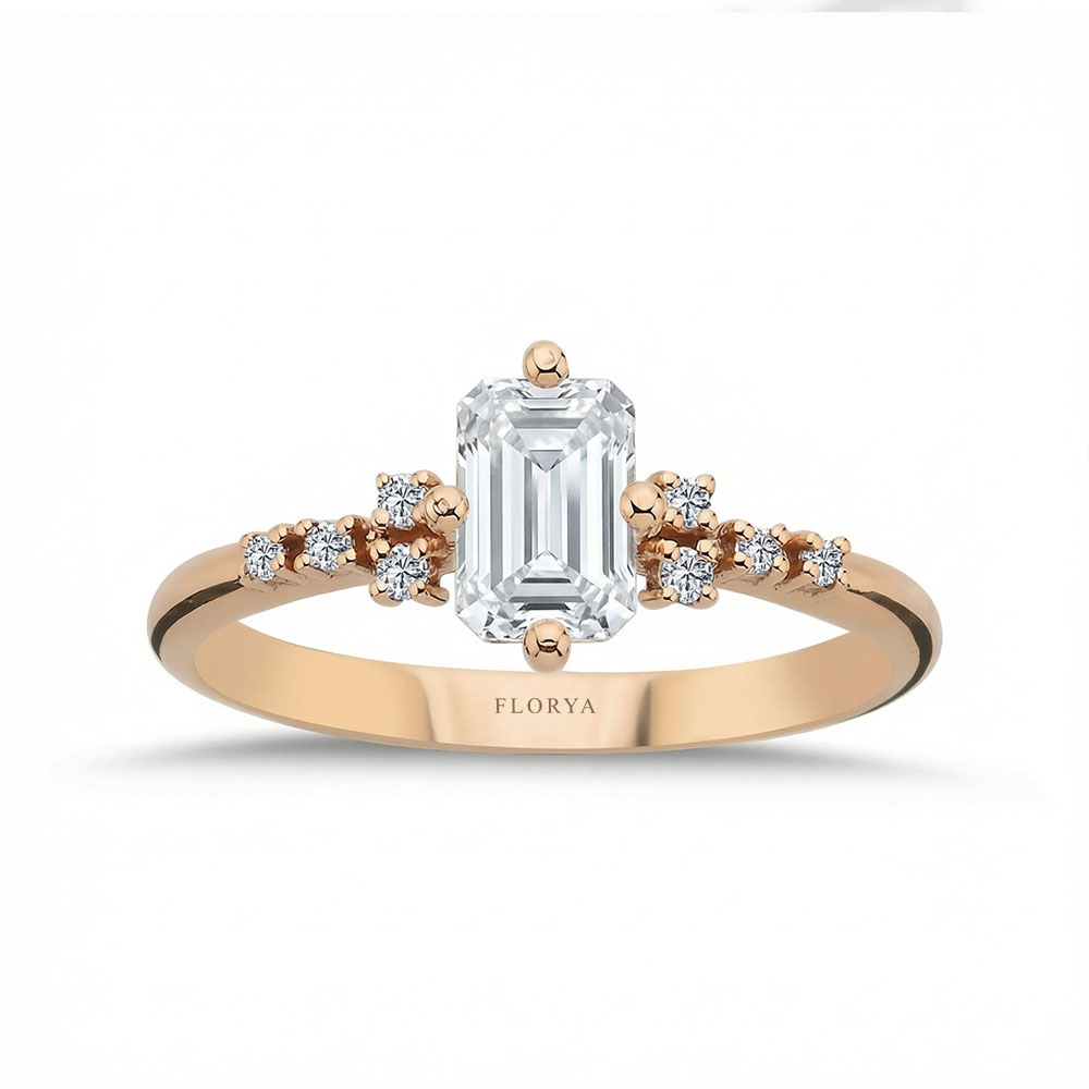 0,64 Karat Beyaz Topaz ve 0,07 Karat Lab Pırlanta Vintage Yüzük