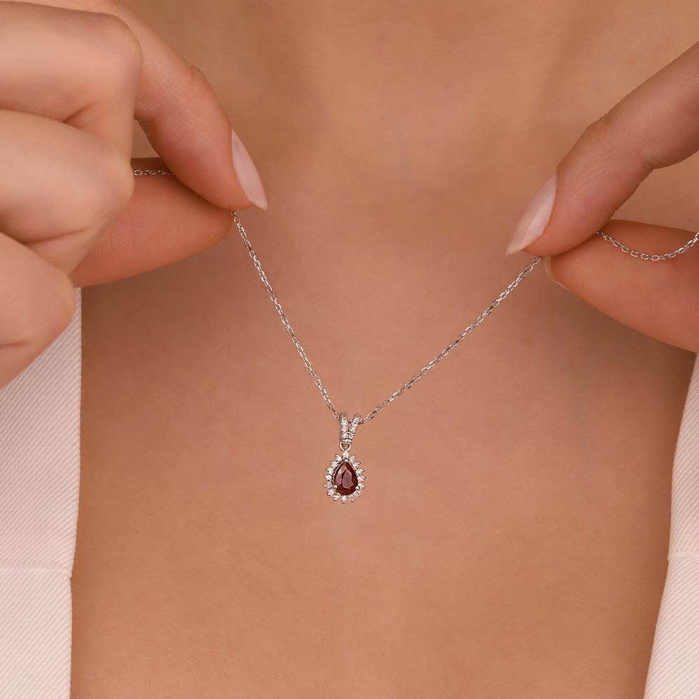 0,75 Karat Laboratuvar Pırlantalı Yakut Taşlı Kolye - FP03822