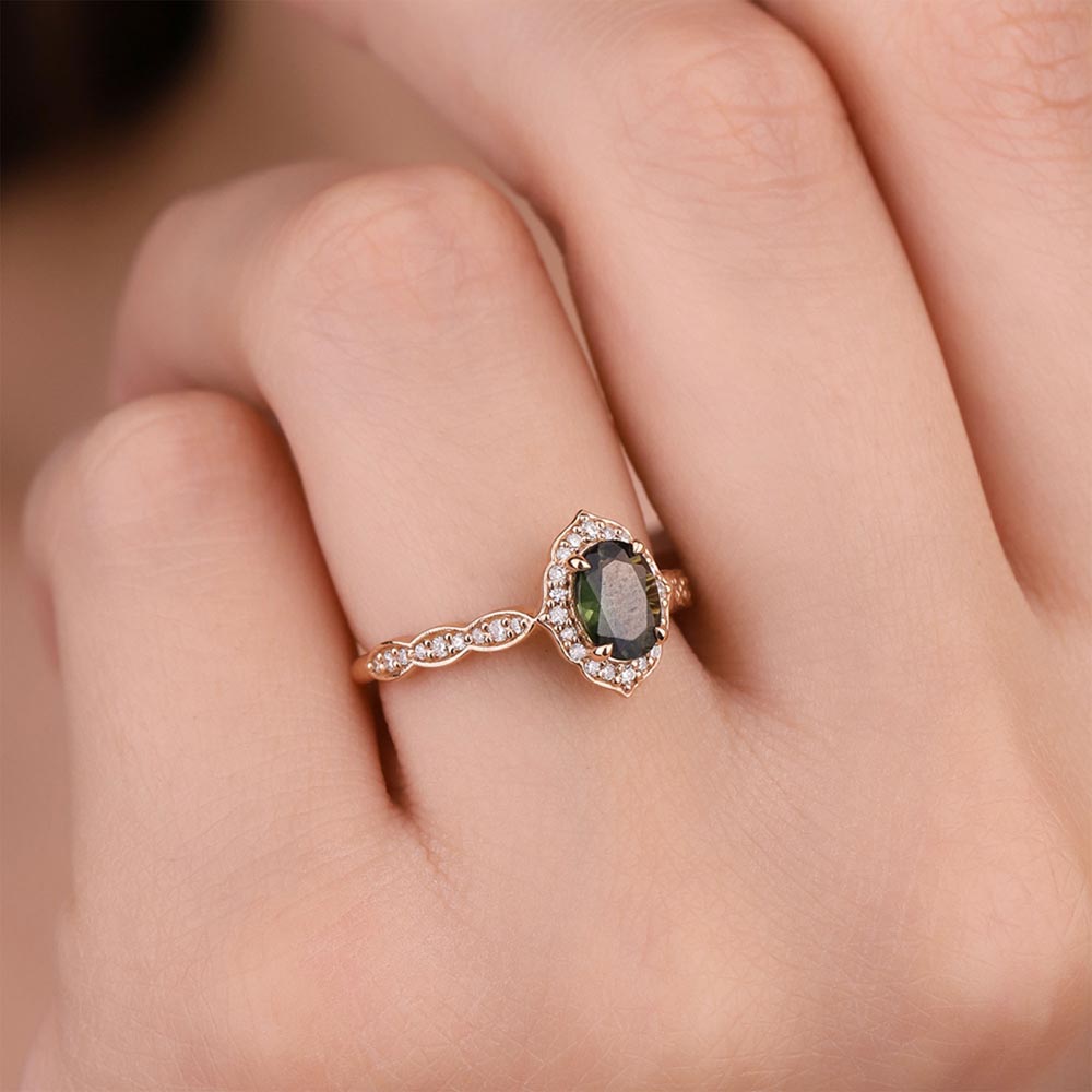 0.75 Karat Turmalin Taşlı Vintage Pırlanta Yüzük