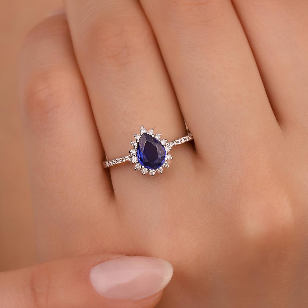 0,82 Karat Lab Pırlanta Damla Royale Safir Yüzük