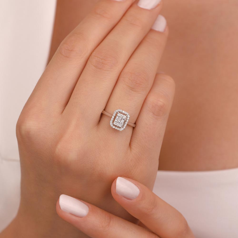 0,87 Karat Laboratuvar Pırlanta Baget Taşlı Oval Tasarım Yüzük - FP06391