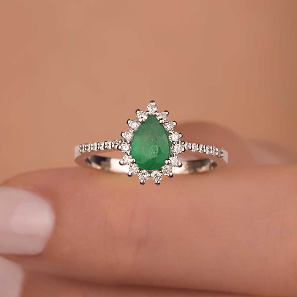 0,95 Karat Laboratuvar Pırlanta Jasmine Zümrüt Yüzük - FP10286