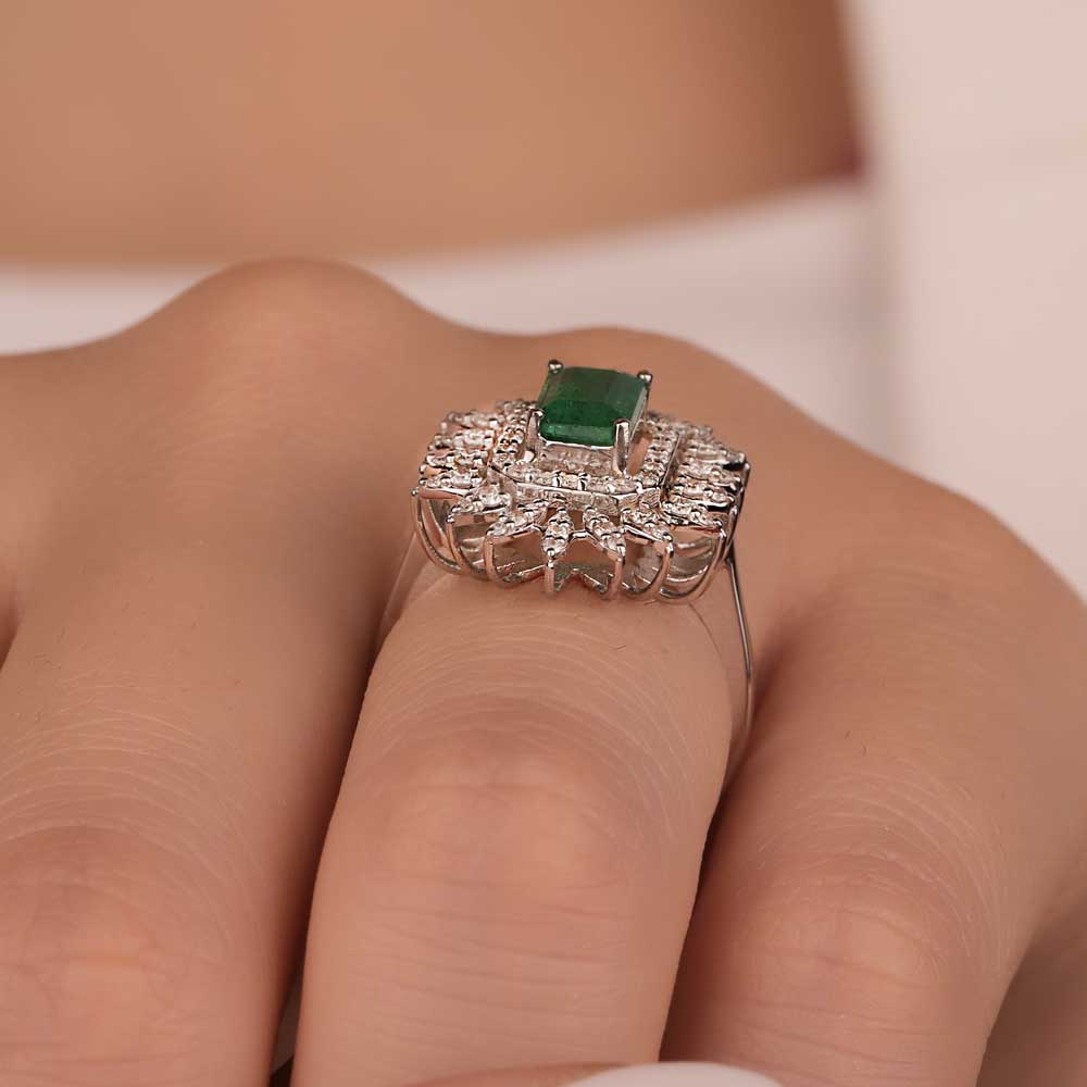 1,55 Karat Pırlantalı Zümrüt Yaşlı Oktagon Yüzük - LP05194