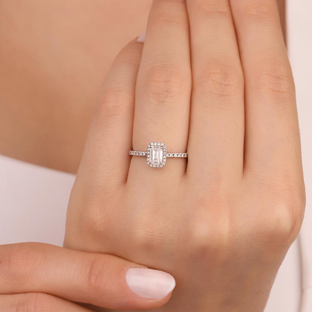 1.00 Karat Beyaz Safir ve Pırlanta Özel Tasarım Halo Baget Tektaş Yüzük - FP11553