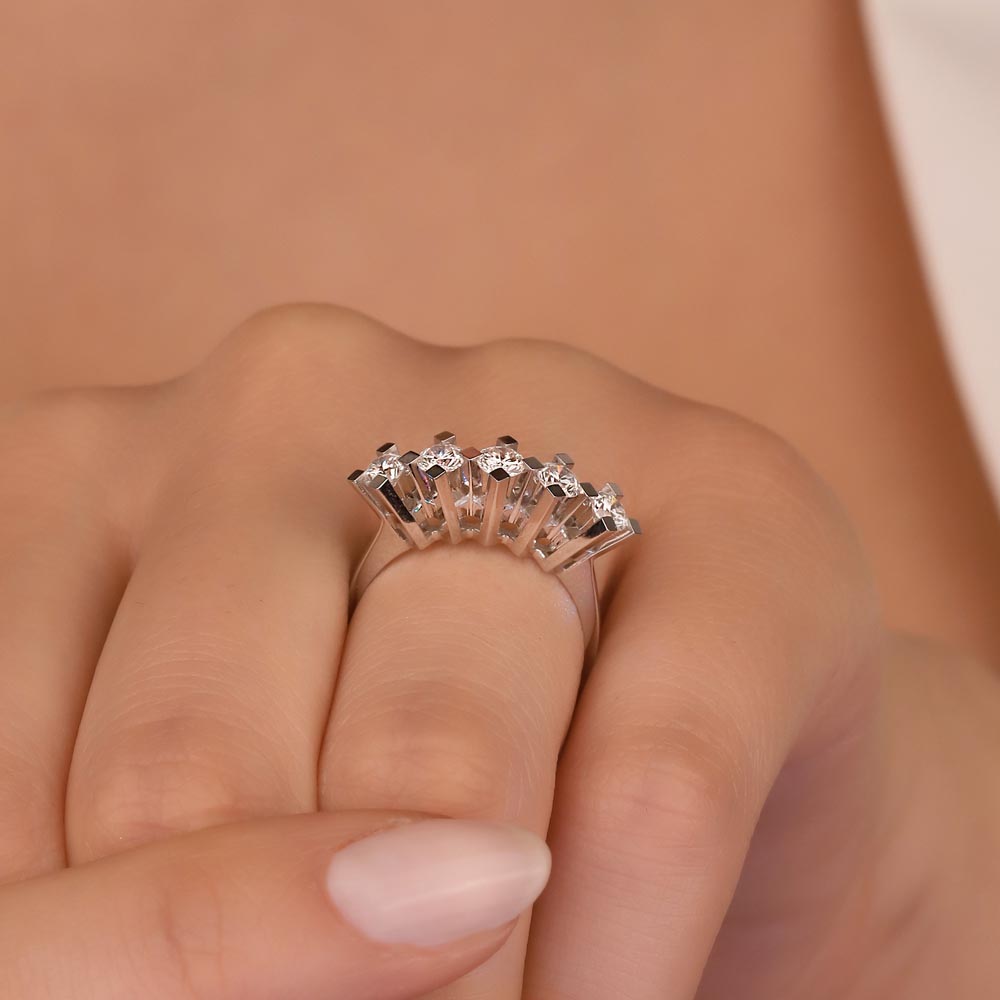 Beştaş Yüzükler 1.00 Karat Kare Tırnak Valiente Beştaş Pırlanta Yüzük - FP01239