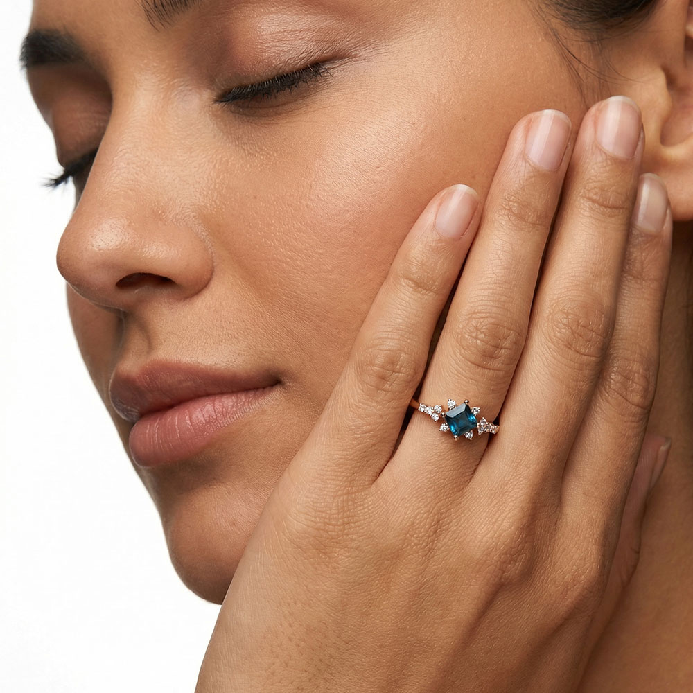 1.01 Karat Prenses Kesim London Blue Topaz Aurora Tasarım Vintage Pırlanta Yüzük - FP12012