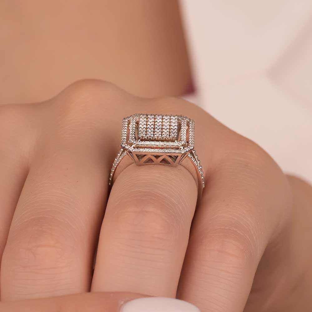 1.08 Karat Mega Baget Coronet Pırlanta Yüzük - FP05334