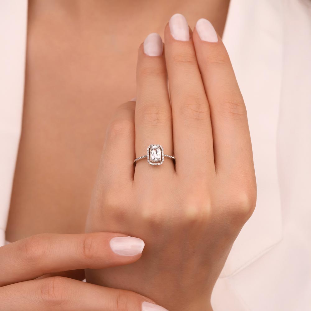 1,40 Karat Beyaz Safir Tektaş Laboratuvar Pırlanta Yüzük - FP02617