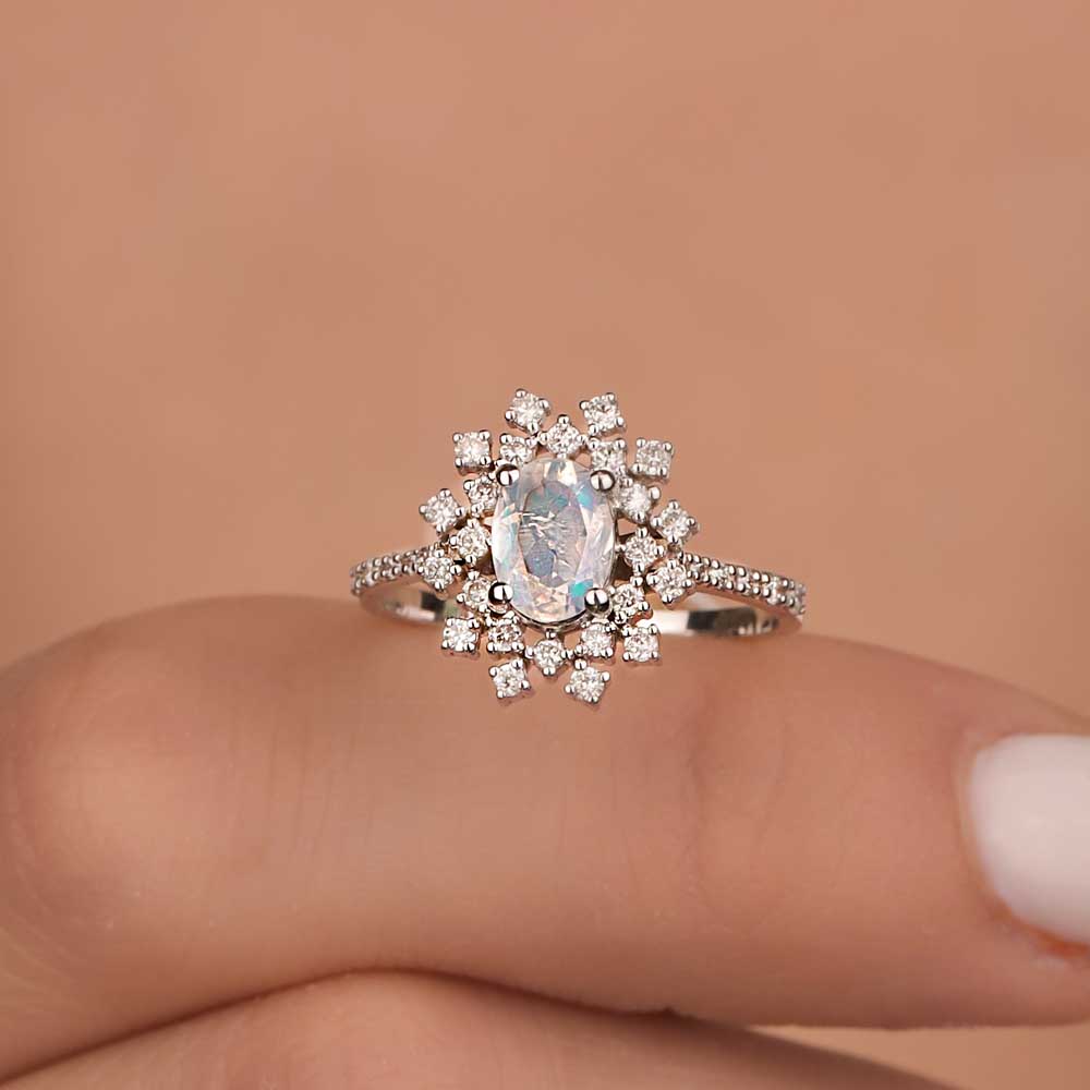 1,55 Karat Laboratuvar Pırlantalı Baget Taşlı Yüzük - FP02281