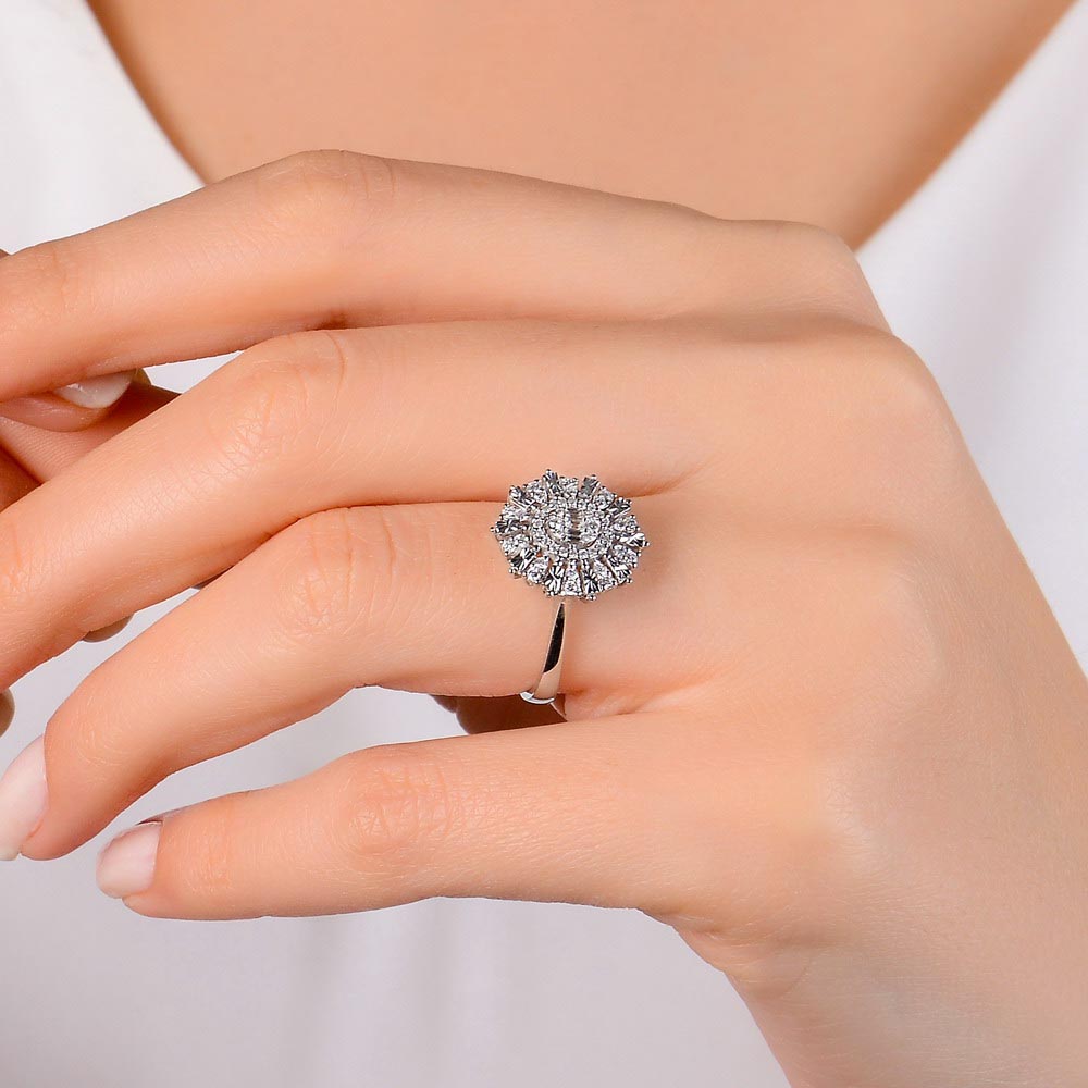 1,95 Karat Laboratuvar Pırlantalı Baget Taşlı Yüzük - FP02838