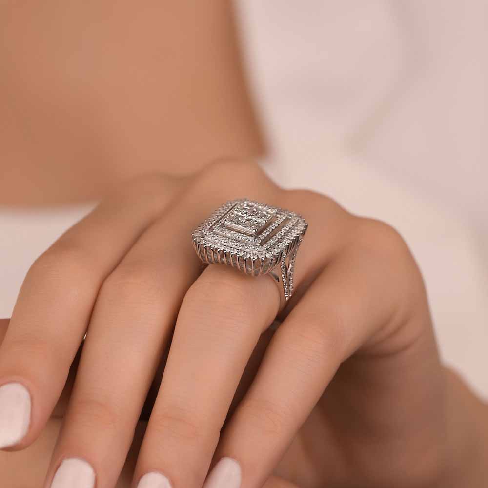 2,40 Karat Laboratuvar Pırlantalı baget Taşlı Yüzük - FP04525