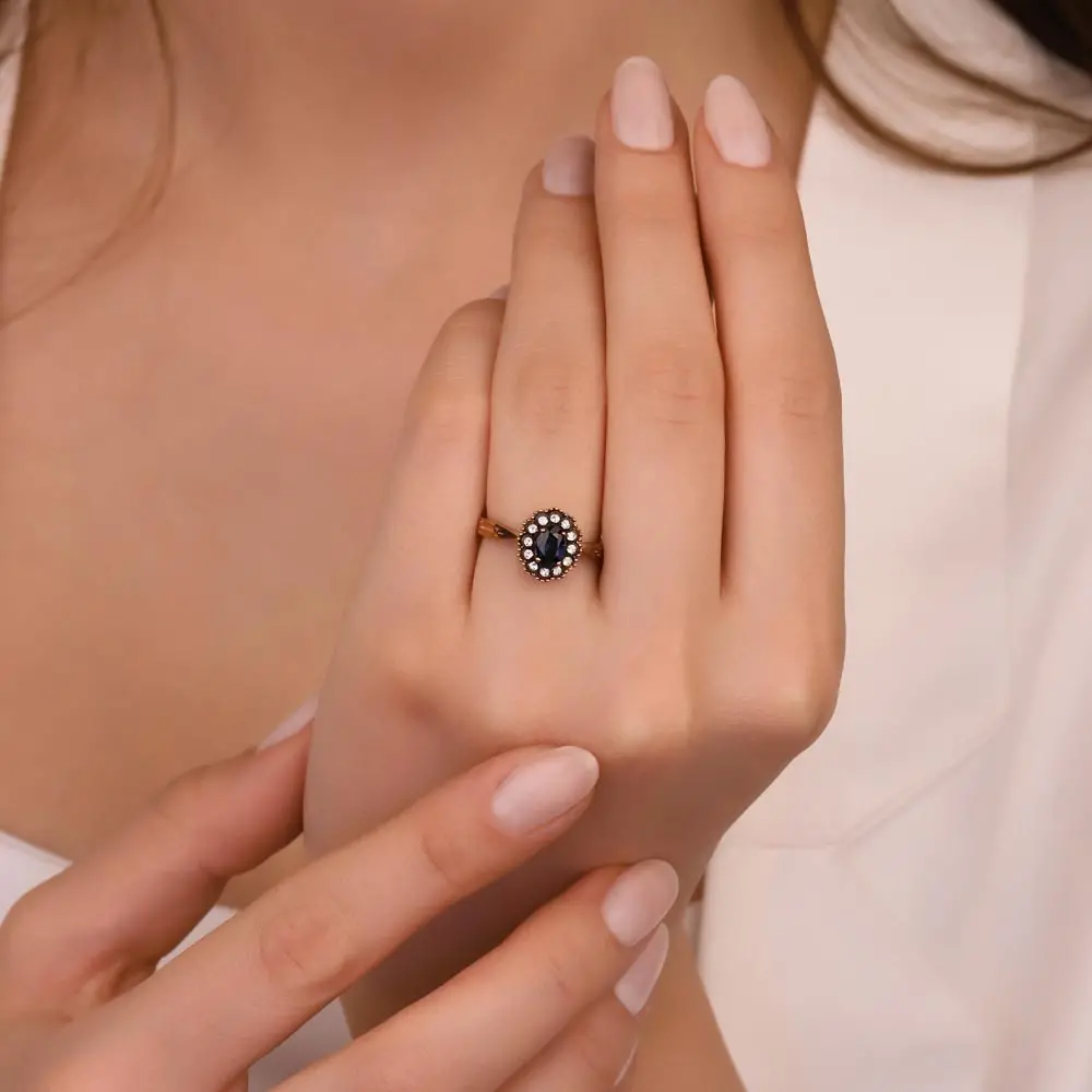 0,59 Karat Pırlantalı Oval Kesim Elmas Yüzük